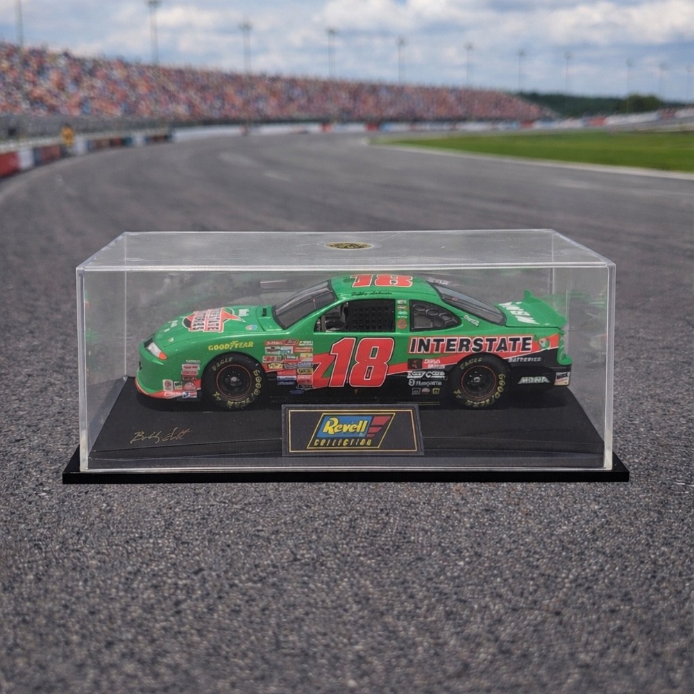Revell Bobby Labonte 18 Interstate Batteries Pontiac Grand Prix 1:24 Diecast Car